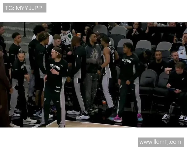 今日NBA精彩对决马刺队挑战灰熊队期待激烈比赛与精彩瞬间