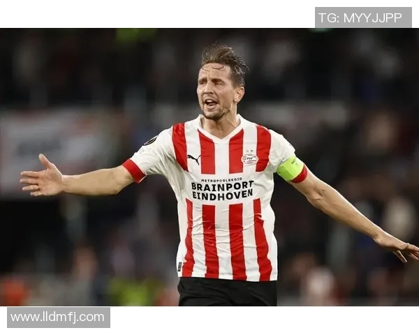 埃因霍温主场迎战布雷达争夺荷甲积分榜关键战役