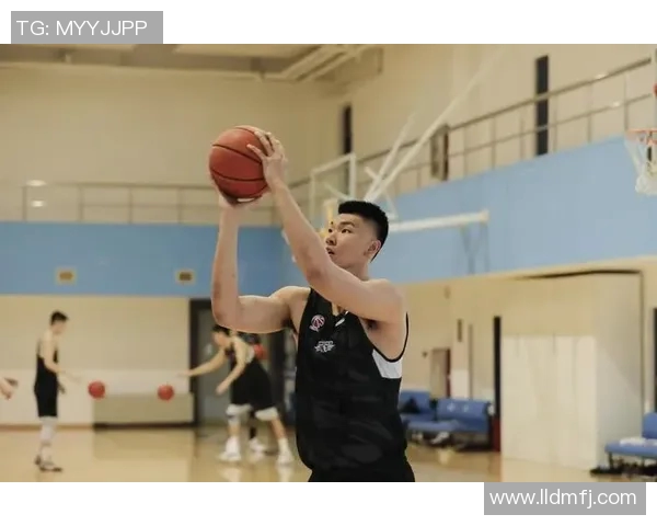 范子铭：从篮球新星到职业生涯的辉煌蜕变之路探秘